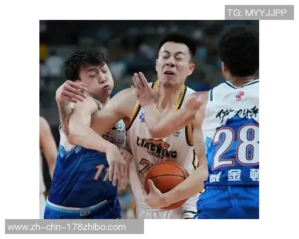 CBA焦点对决北京队迎战四川队争夺季后赛名额的关键战役